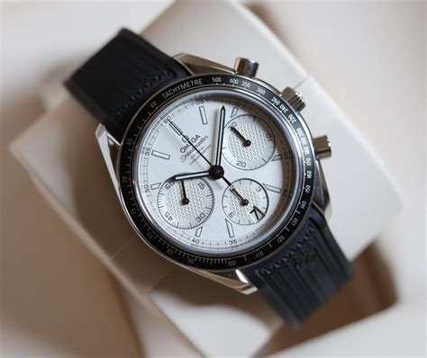 omega speedmaster racing white dial